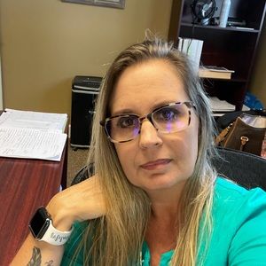 Meet your Posher, Melanie